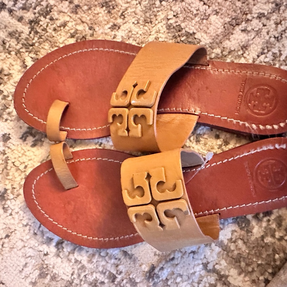 Tory Burch Mustard Slide Sandals 7 - Picture 2 of 3